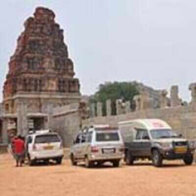 Rowdy Rathore violates Hampi heritage rules