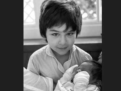 Kareena Kapoor Khan dedicates Mother's Day to her boys!