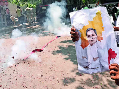 Siddaramaiah CM, DK Shivakumar his deputy