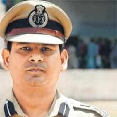 Cops protect wife against  IPS husband