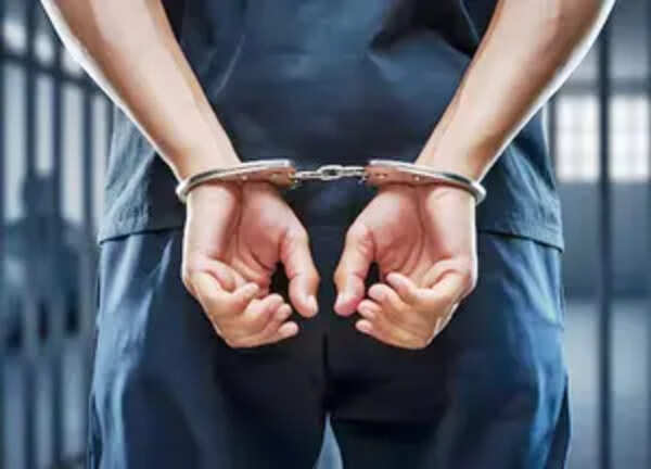 31-year-old arrested for ‘molesting’ girl