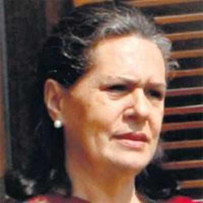 Youth held for e-mail threat to Sonia