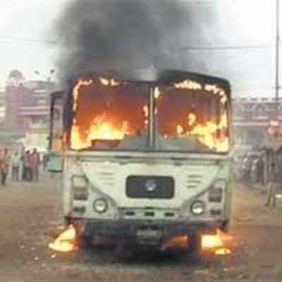 Power tariff hike: WB bandh turns violent