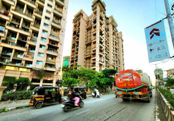 Accidents cast posers on PMC’s tracking system