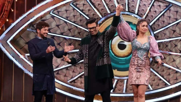 Bigg Boss OTT Winner is Divya Agarwal | Bigg Boss OTT Finale Highlights:  Divya Agarwal announced as the winner; lifts Bigg Boss OTT trophy