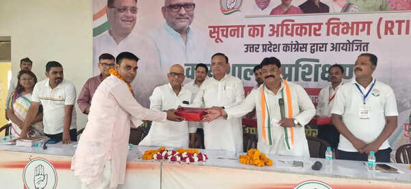 Cong urges workers to use RTI to expose graft, raise public issues
