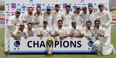 India vs Australia: From Sachin Tendulkar to Virendra Sehwag congratulate Team India