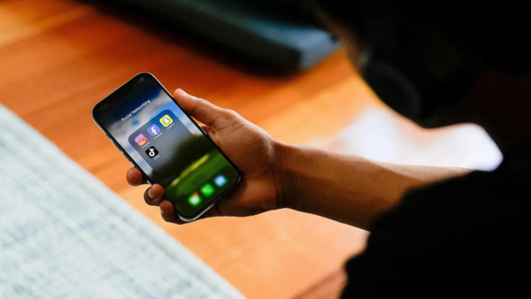 Open dialogues on sex, parental vigilance must for kids in digital age