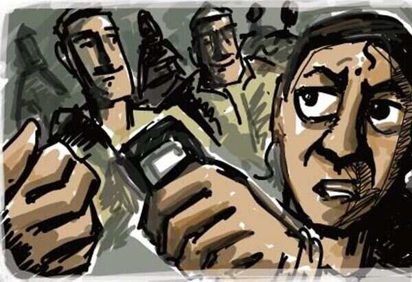 Mobile phones worth Rs 25 lakhs stolen from shop awaiting inauguration