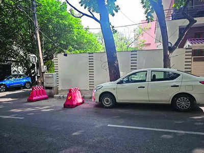 Malleswaram Mirror Special: Streets sieged as barricade battle begins
