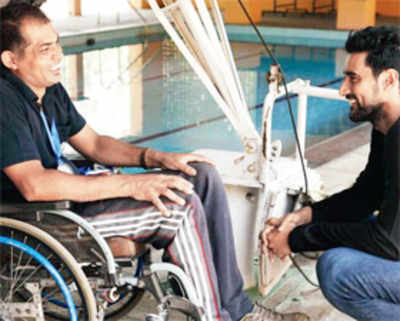 When Kunal Kapoor spent the day at Pune's Paraplegic Rehabitilation Center