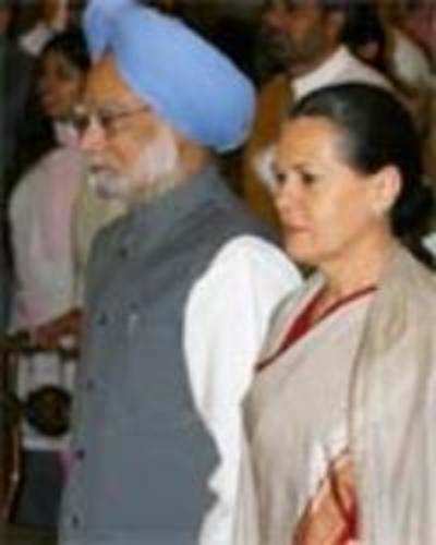 59 new ministers join Team Manmohan