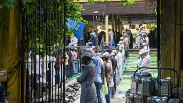 Bakrid holiday cut to one day in Bengal