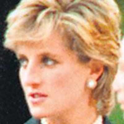 Prince Charles' aides plotted against Diana