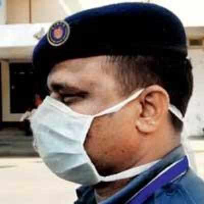 Desperate docs ignore swine flu, step out for exam