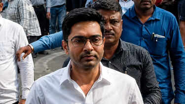 TMC MP Abhishek Banerjee appears before the ED in Kolkata for questioning  in the school jobs scam | Kolkata News - The Times of India