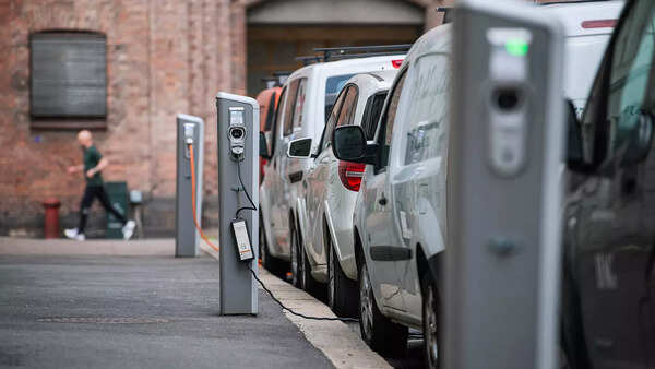 If electric cars are so good, why is Norway having second thoughts about them?
