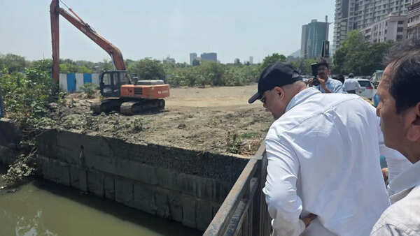 Mumbai’s monsoon preparedness questioned as corporators accuse BMC of inflated desilting figures