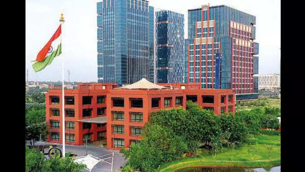 Gujarat mulls lifting booze barrier to boost fintech hub at GIFT city
