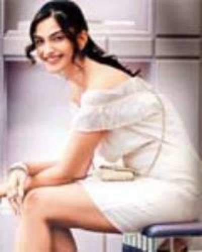 Sonam storms out of the sets of Mausam