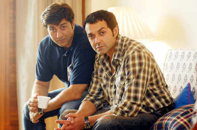 Sunny Deol, Bobby Deol start shooting for Shreyas Talpade's film
