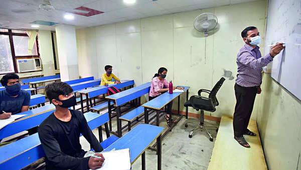 Tamil Nadu: Class 10 girl tests positive for Covid-19 in Namakkal district