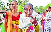 Senior citizens exercise franchise to shun divisive politics