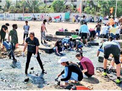 Watch: Not Maldives, this is Dadar Beach