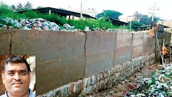 Mysuru: Wall constructed with construction debris