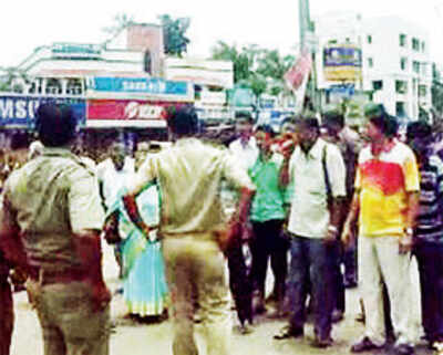 Cpi M Man S Wife Gangraped Killed By Tmc Goons In West Bengal Village