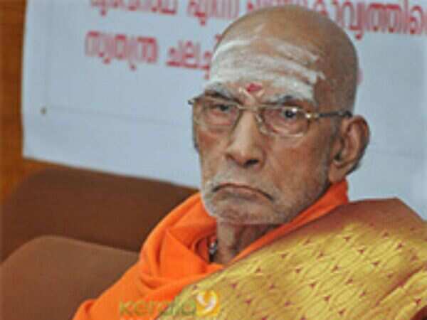 Kerala: Former Sivagiri Mutt chief Swami Prakasananda dies aged 99