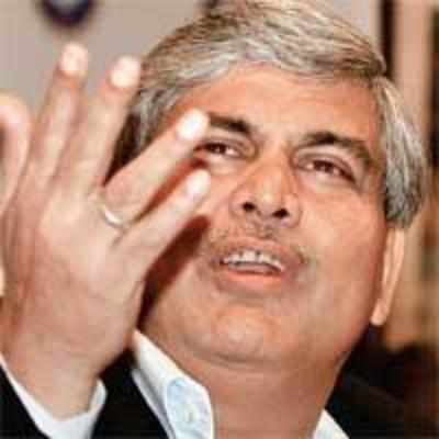 Manohar flays Modi, says allegations against Amin are misleading