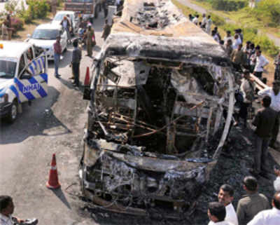 Bus fire on highway kills 5 of Oshiwara family, two others