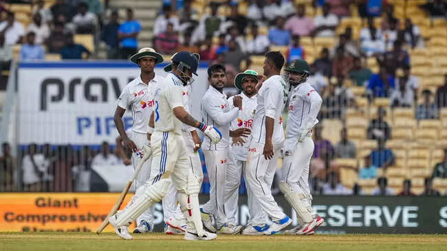 'Felt bad for Virat...': Sanjay Manjrekar reacts after Virat Kohli's unreviewed dismissal