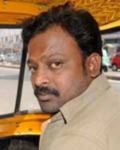 70-yr-old can now fly to US, thanks to honest auto driver