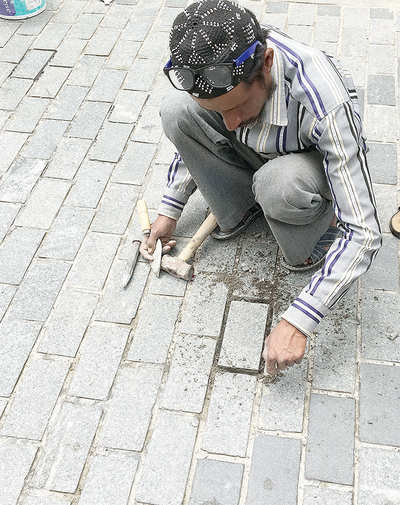 Bruhat Bengaluru Mahanagara Palike tries to plug holes on Church Street