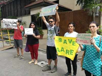 Save Aarey: Protest outside Amitabh Bachchan's home after his remarks on Mumbai Metro