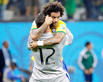 Brazil get World Cup campaign off to winning start