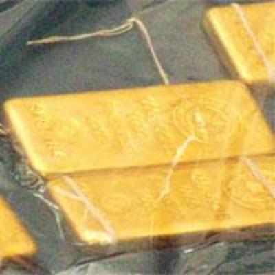 Andhra Pradesh farmers find gold in dump left by Maoists
