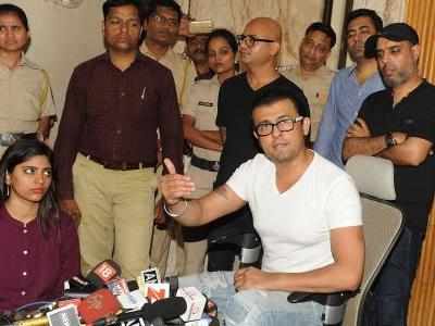 Sonu Nigam quits Twitter to return to his 'pious' path, asks why is everyone so angry here