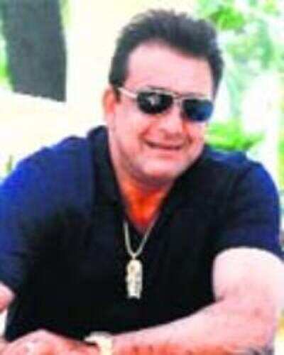 Sanjay Dutt to remake Mujhe Jeene Do