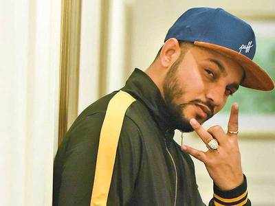 From testing his rap material on Orkut to bagging a track in the movie Manto,
Dilin Nair aka Raftaar feels future rappers will emerge from the hinterland