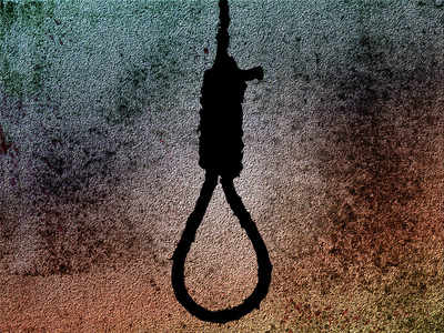 14-yr-old commits suicide inside a temple