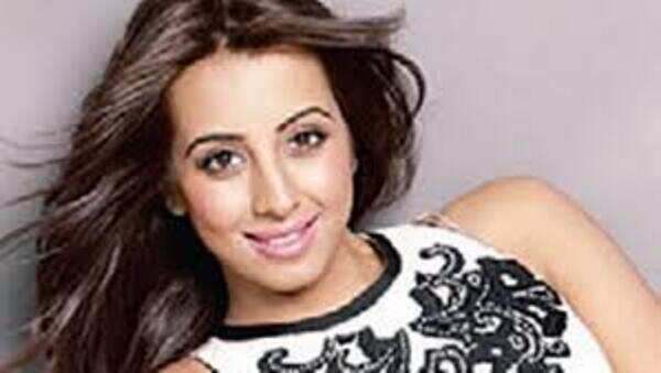 Sanjjannaa back in Mollywood !