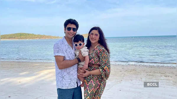 Gaurav and Ridhima take their son Dheer on his first beach vacation; See photos 