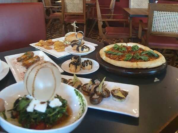 Restaurant Review: The BlueBop Cafe