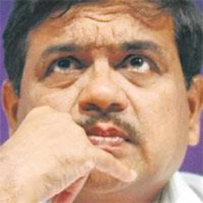 Stop strong-arm tactics, R R Patil warns banks