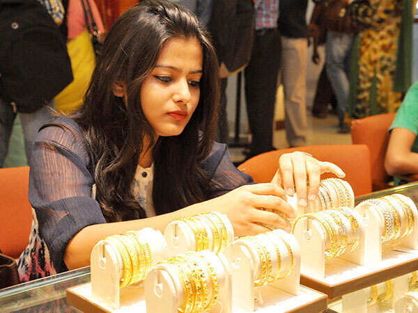 ‘If someone is giving 20% off on gold or ‘zero making charges’, there’s something wrong’