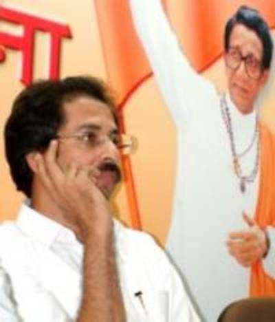 Employ 'Marathi Manoos' only, Sena reminds Raj Thackeray
