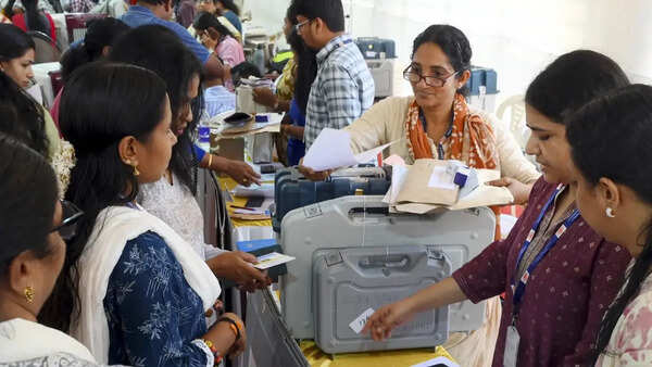 Kerala assembly elections: State enters silence period, voting on April 9